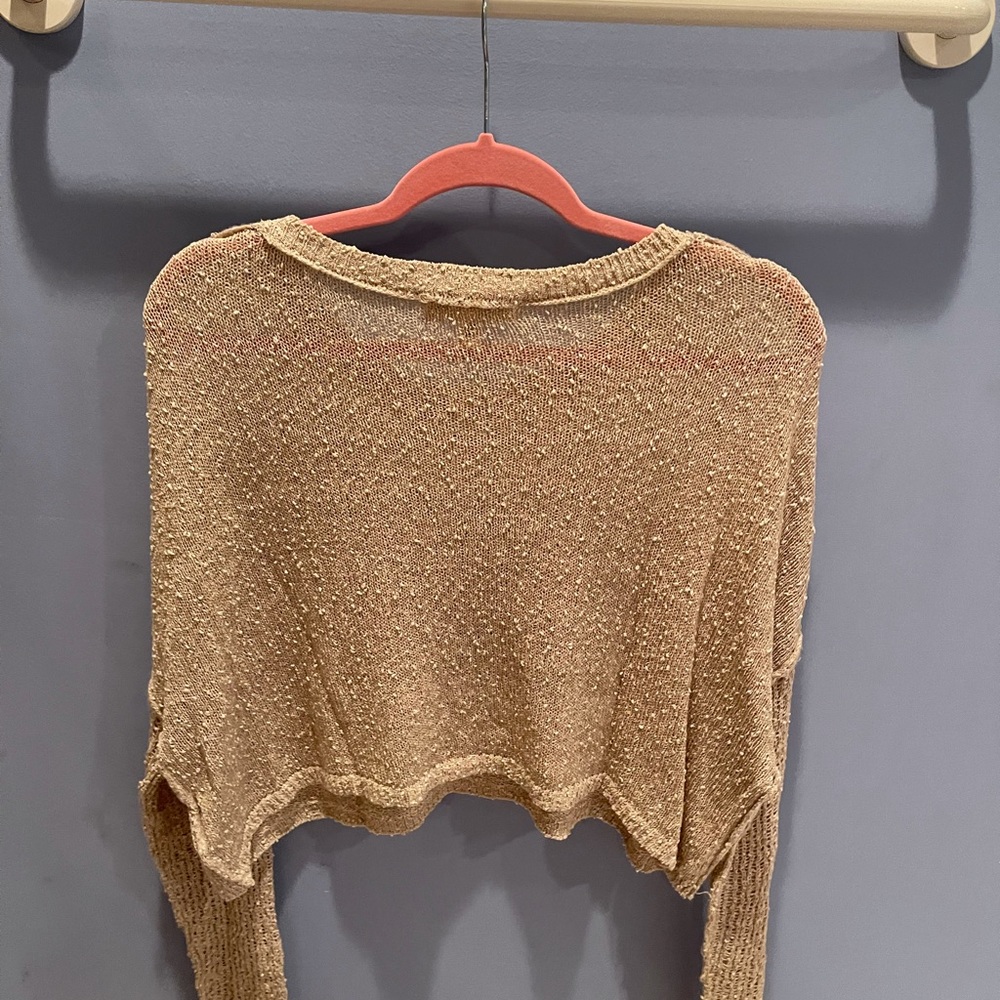Sweater - Picture 4 of 4